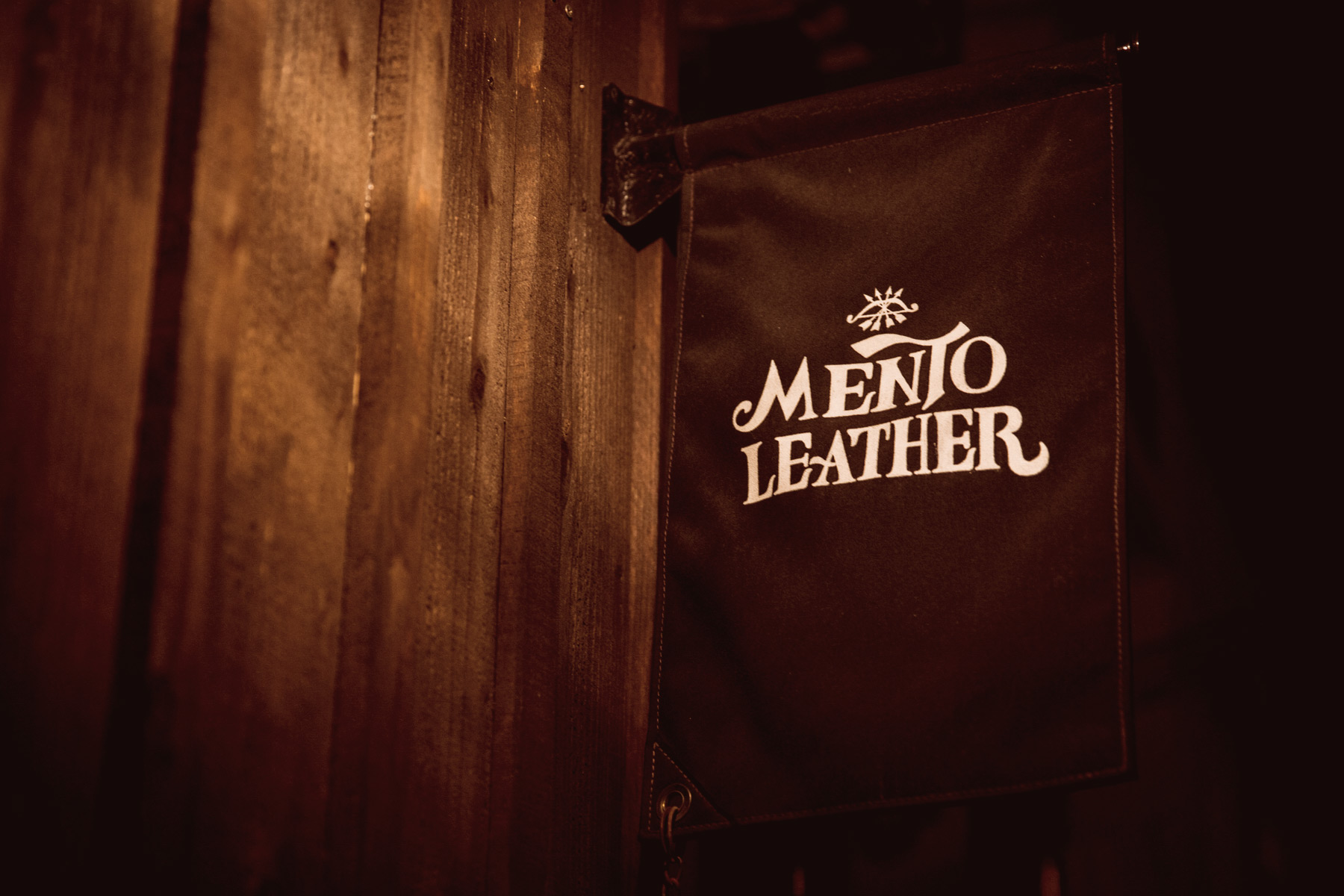MENTO LEATHER